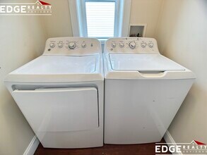 25 Claymoss Rd, Unit 1 in Boston, MA - Foto de edificio - Building Photo