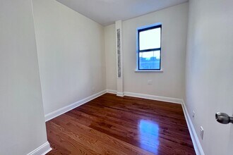 1803 Riverside Dr in New York, NY - Building Photo - Building Photo