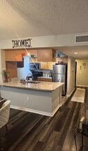 2500 Winding Creek Blvd, Unit B201 in Clearwater, FL - Building Photo - Building Photo