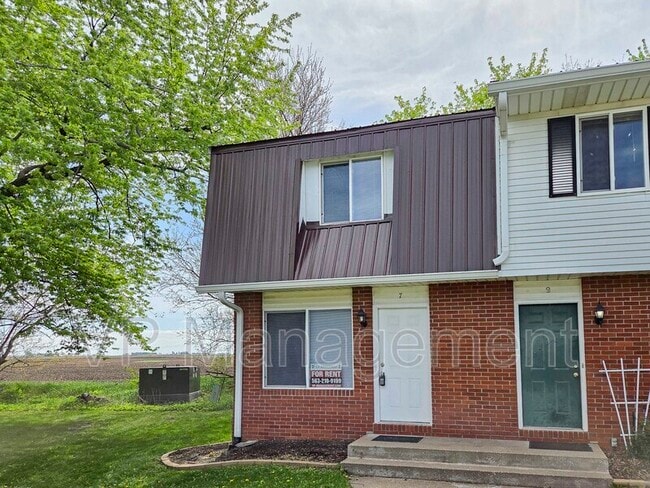 property at 7 Park Crest Ct