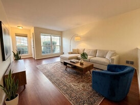 306 Pimlico Way in North Wales, PA - Building Photo