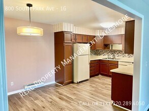 800 S Park Ave in Fond du Lac, WI - Foto de edificio - Building Photo