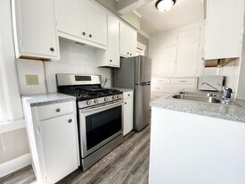 2500 Grand Ave in Des Moines, IA - Building Photo