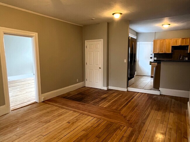 10 Glenville Ave, Unit 3 in Boston, MA - Building Photo - Building Photo