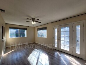 5640 Andrea Blvd in Sacramento, CA - Building Photo - Building Photo