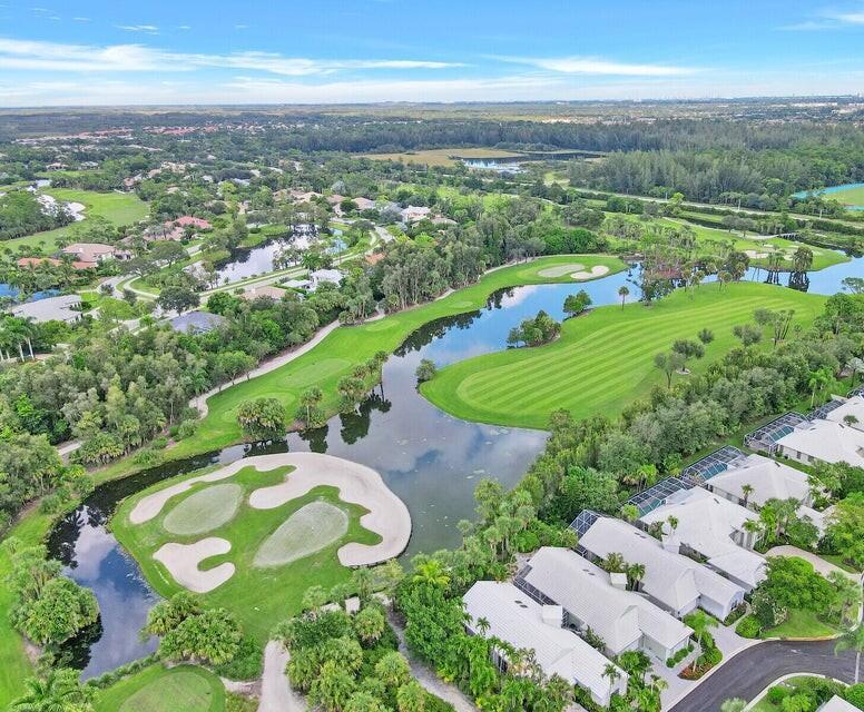 9185 Baybury Ln in West Palm Beach, FL - Building Photo