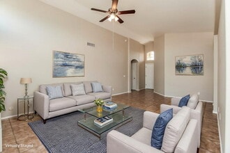 1702 W Jupiter Way in Chandler, AZ - Building Photo - Building Photo