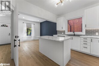 57 Stirton St in Hamilton, ON - Building Photo - Building Photo