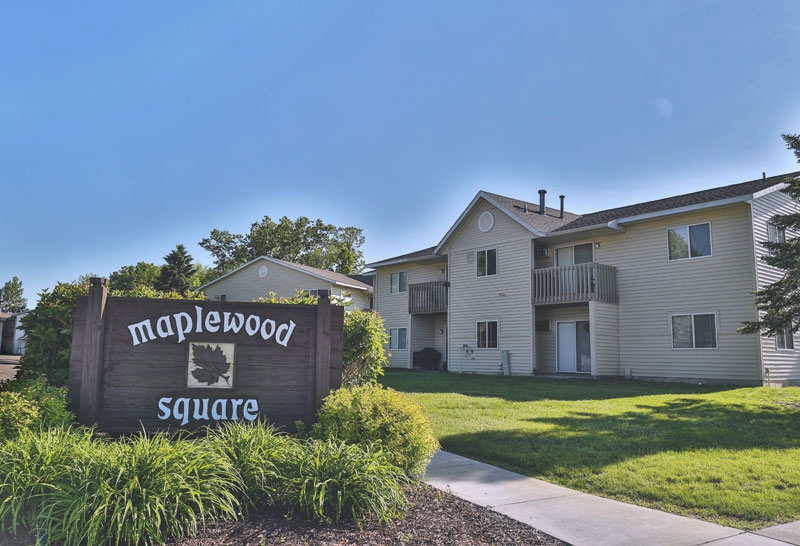 Maplewood Square Apartments in Greenville, MI - Building Photo