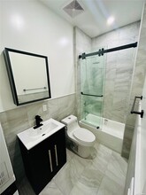 478 Woodward Ave-Unit -3L in Queens, NY - Building Photo - Building Photo