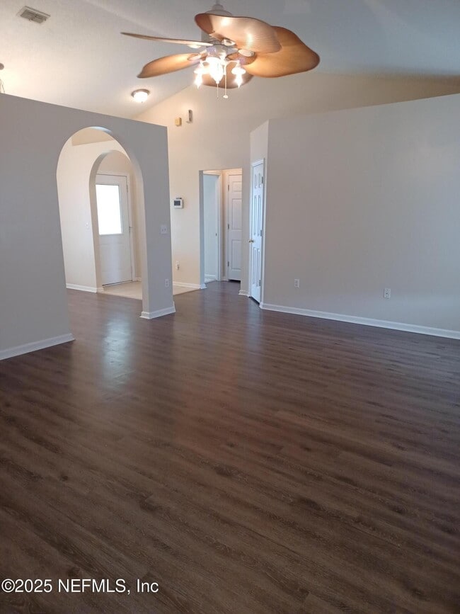 608 Abbey Ct in Orange Park, FL - Building Photo - Building Photo