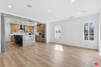 2200 Easy Ave in Long Beach, CA - Building Photo - Building Photo