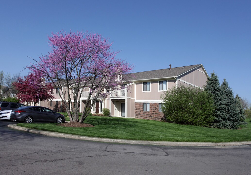 The Lodge at Trails Edge in Indianapolis, IN - Foto de edificio