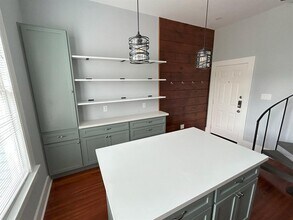 19 Hyde Park Blvd in Houston, TX - Building Photo - Building Photo
