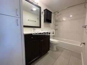 659 Massachusetts Ave, Unit 7 in Boston, MA - Foto de edificio - Building Photo