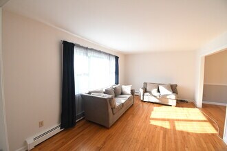 313 Burnt Plains Rd in Milford, CT - Building Photo - Building Photo