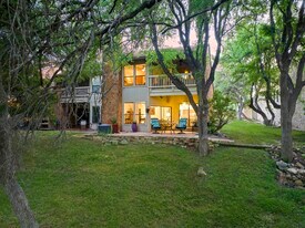107 Lachite in Horseshoe Bay, TX - Building Photo