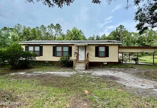 13716 John Williams Rd in Sanderson, FL - Foto de edificio - Building Photo