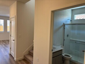 10283 Maribel Wy in Elk Grove, CA - Building Photo - Building Photo