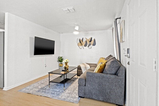 3721 E Clifton St in Tampa, FL - Building Photo - Building Photo