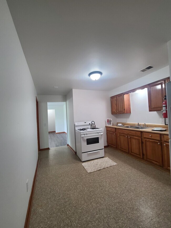 2820 Collingwood Blvd