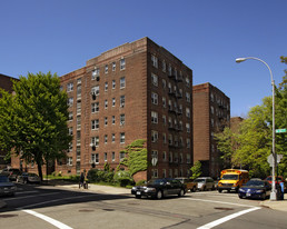 150 Bennett Ave in New York, NY - Building Photo