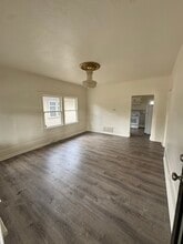 102 N 14th St in San Jose, CA - Foto de edificio - Building Photo