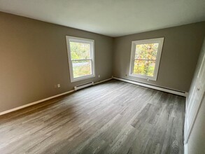 112 Sapsucker Woods Rd-Unit -1B in Ithaca, NY - Foto de edificio - Building Photo