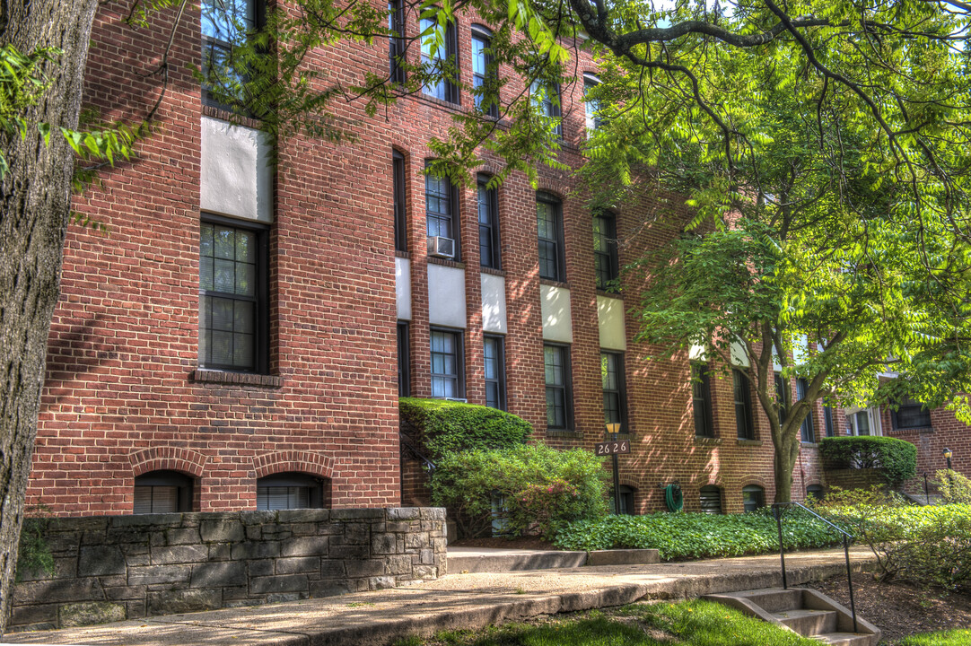 Tunlaw Courts in Washington, DC - Building Photo