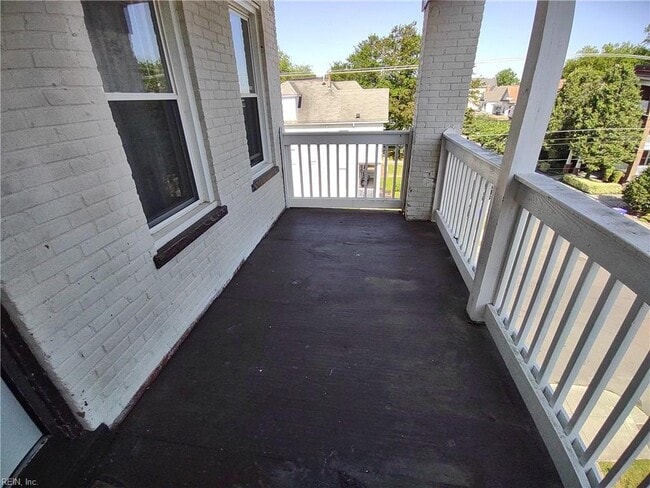 325 W 31st St in Norfolk, VA - Foto de edificio - Building Photo