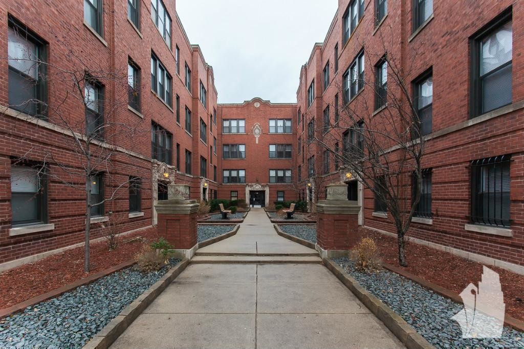 3517 N Racine Ave in Chicago, IL - Building Photo
