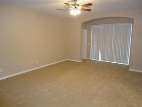 437 Dunaway Dr in Valrico, FL - Building Photo - Building Photo