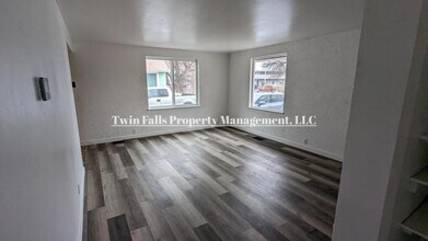 1741 Heyburn Ave E in Twin Falls, ID - Building Photo - Building Photo