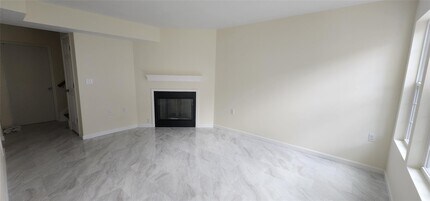 1417 Whispering Hills Dr in Chester, NY - Building Photo - Building Photo