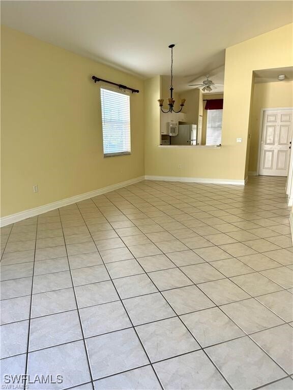 3636 Pine Oak Cir in Ft. Myers, FL - Building Photo - Building Photo