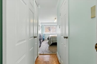 730 24th St NW in Washington, DC - Foto de edificio - Building Photo