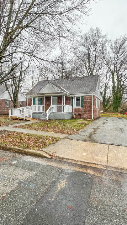 260 Regional Dr in Penns Grove, NJ - Building Photo