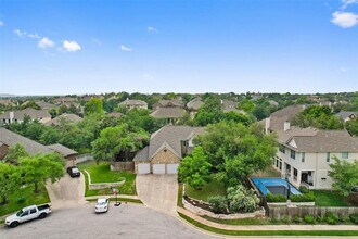 908 Golden Palomino Ct in Austin, TX - Building Photo - Building Photo