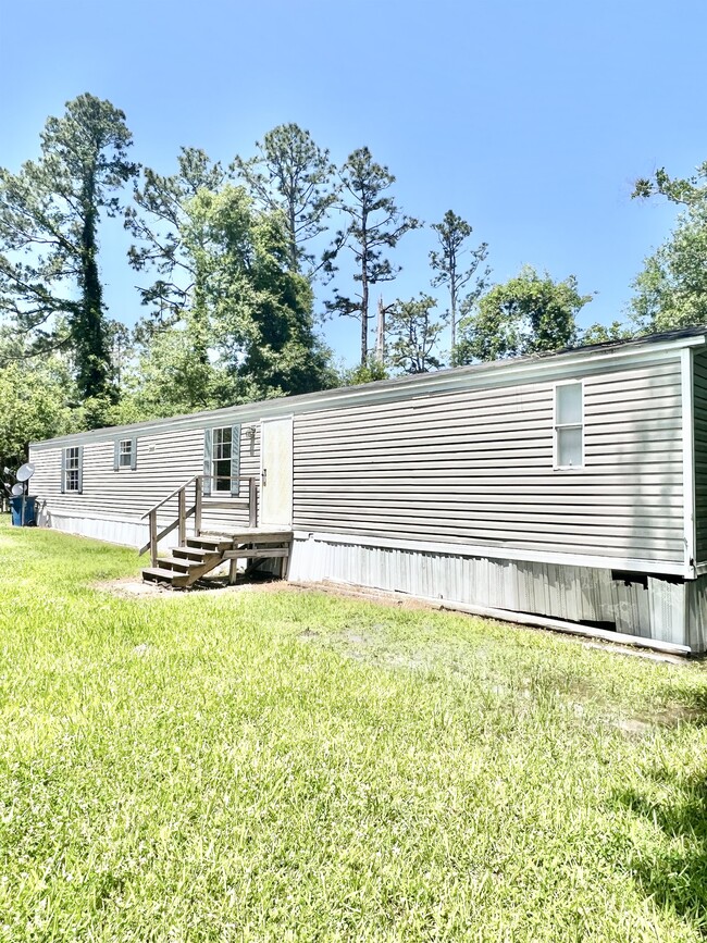 property at 1090 Clark Rd