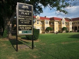 Midtown Place in Memphis, TN - Building Photo