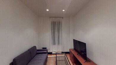 20 Avenue A in New York, NY - Building Photo - Building Photo
