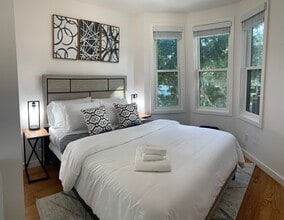 33 Cortland Ave in San Francisco, CA - Foto de edificio - Building Photo