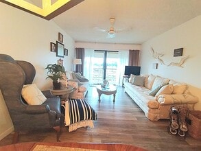 2181 W Woolbright Rd, Unit N205 in Boynton Beach, FL - Building Photo - Building Photo