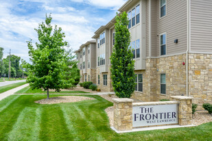 The Frontier West Lawrence Apartments