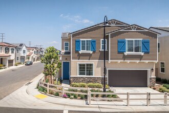 The Village in Menifee, CA - Foto de edificio - Building Photo