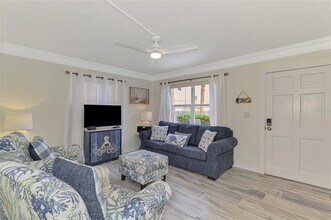 446 Canal Rd in Sarasota, FL - Building Photo - Building Photo