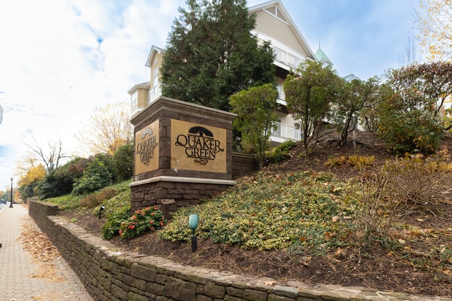 property at 49 Park Pl Cir