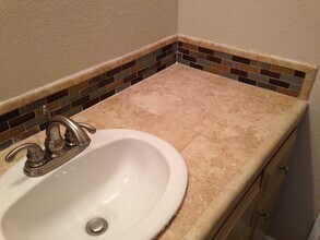 6560 College Grove Dr in San Diego, CA - Building Photo - Building Photo
