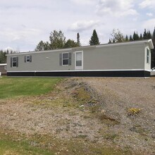 13 Middle Rd in Colebrook, NH - Building Photo - Building Photo