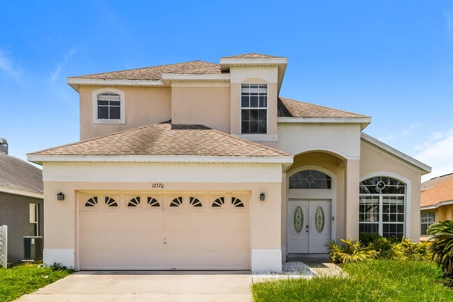 12370 Arlington Park Ln